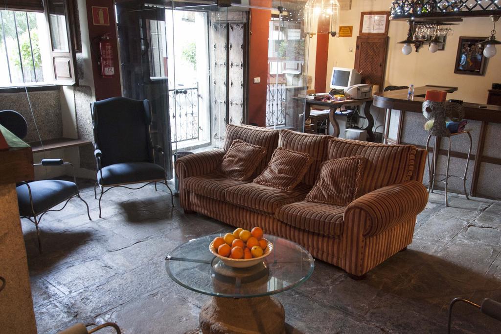Casa Rural Con Encanto "Los Postigos" Banos De Montemayor Kültér fotó